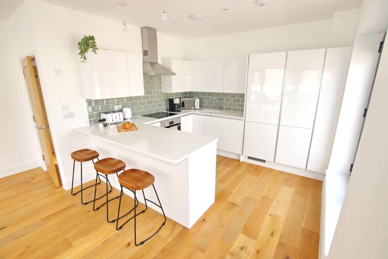Modern Home For Small Groups By Stones Throw Apartments - Free Parking - Sea View Worthing Kültér fotó