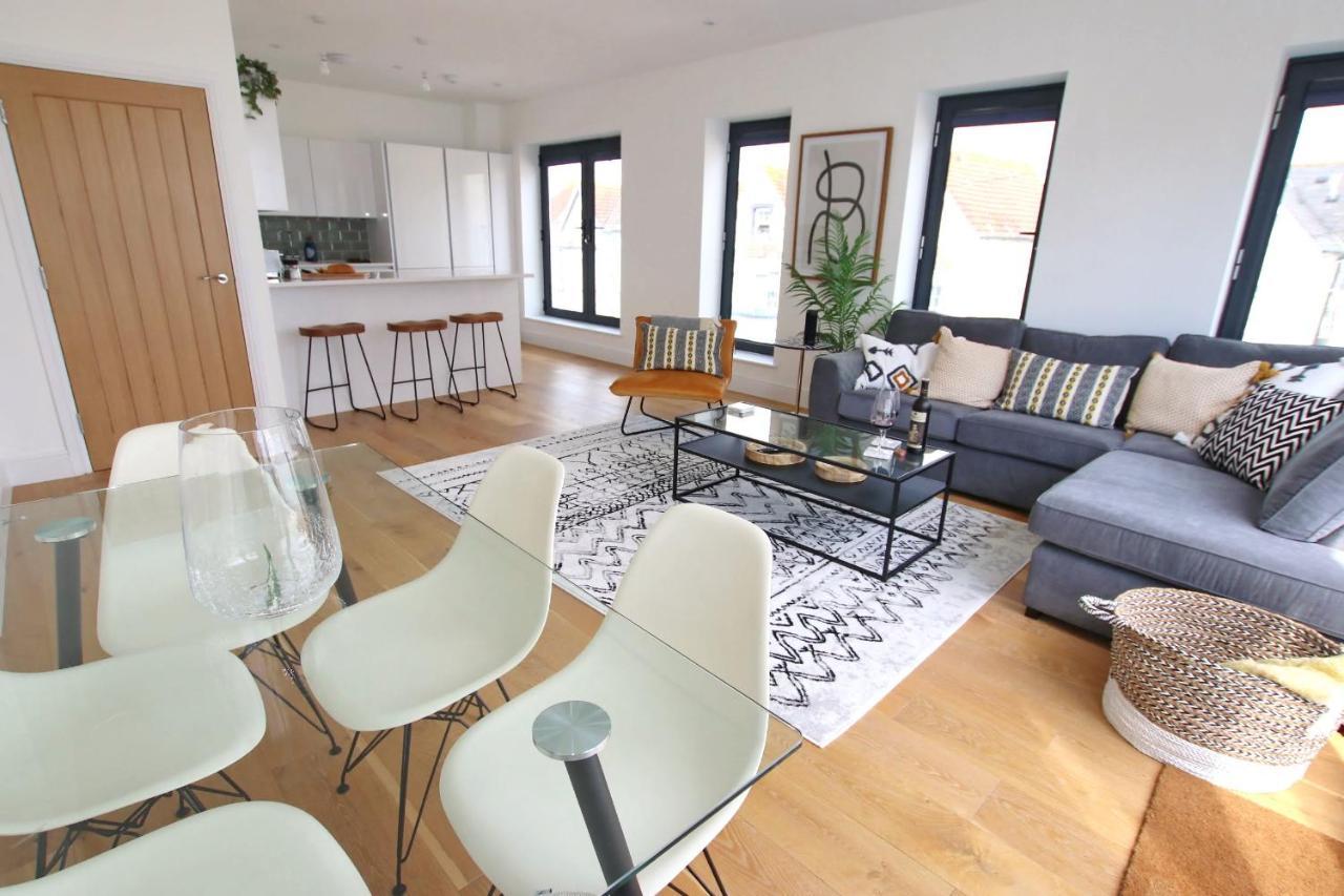 Modern Home For Small Groups By Stones Throw Apartments - Free Parking - Sea View Worthing Kültér fotó