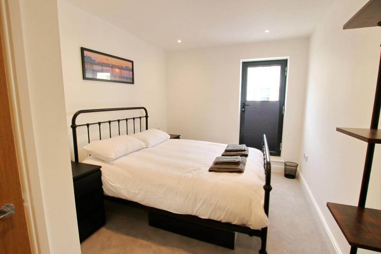 Modern Home For Small Groups By Stones Throw Apartments - Free Parking - Sea View Worthing Kültér fotó